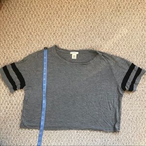 Boxy Gray Ringer Crop-Top